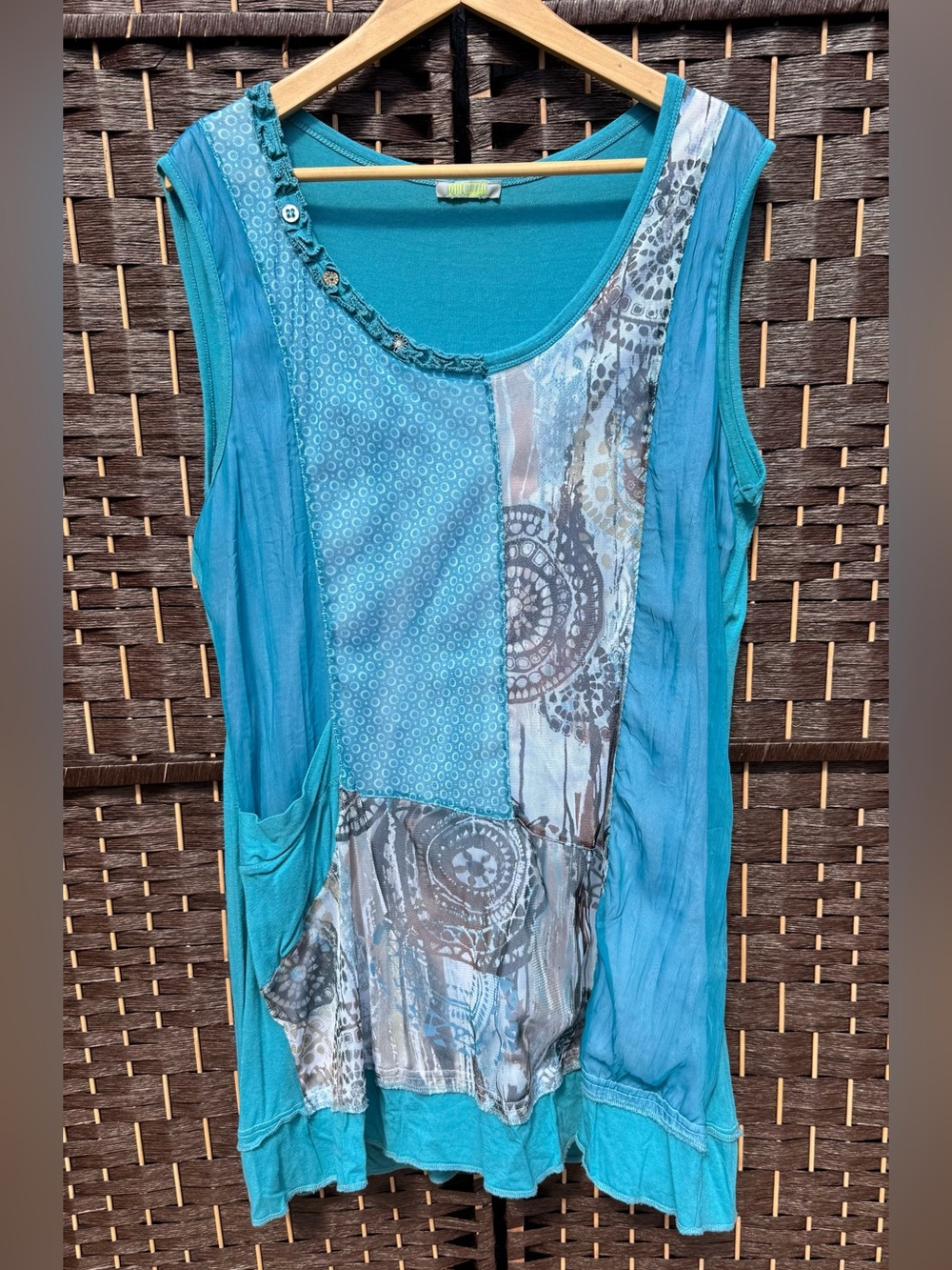 Dolcezza Women’s Teal Patchwork Sleeveless Top